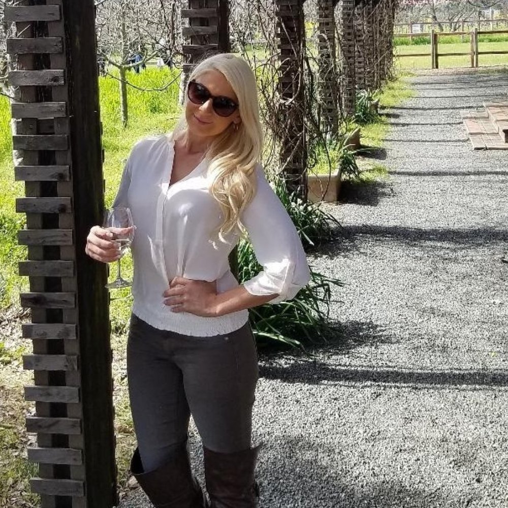 Meet your Posher, Suzie